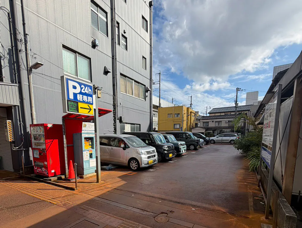 殿町中央パーキングの駐車場